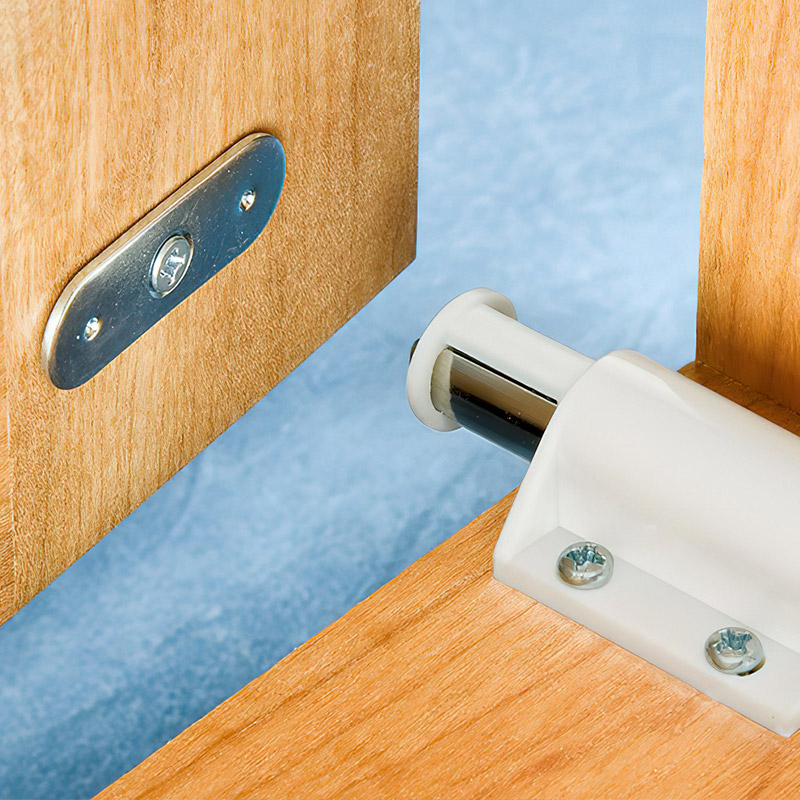Garderobe maskinvare
